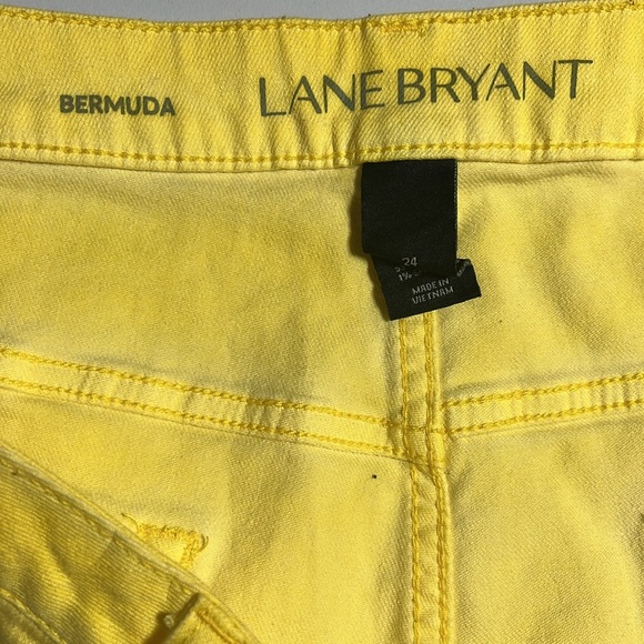 Lane Bryant yellow Jean shorts Bermuda raw hem style size 24W - Picture 5 of 6